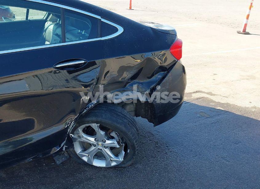 Photo 6 of 2017 Chevrolet Cruze PREMIER AUTO (VIN 1G1BF5SM9H7140354)