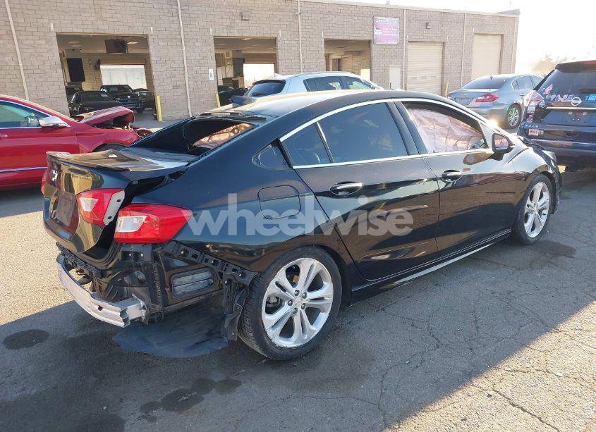 Photo 4 of 2017 Chevrolet Cruze PREMIER AUTO (VIN 1G1BF5SM9H7214310)