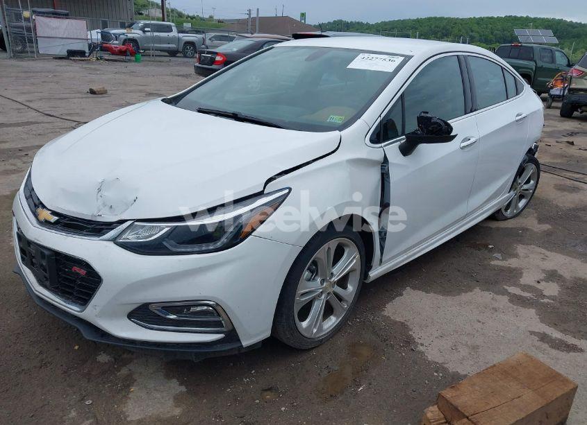 Photo 2 of 2017 Chevrolet Cruze PREMIER AUTO (VIN 1G1BF5SMXH7118654)