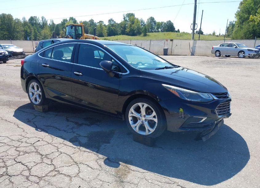 2017 Chevrolet Cruze PREMIER AUTO (VIN 1G1BF5SMXH7142615) main photo