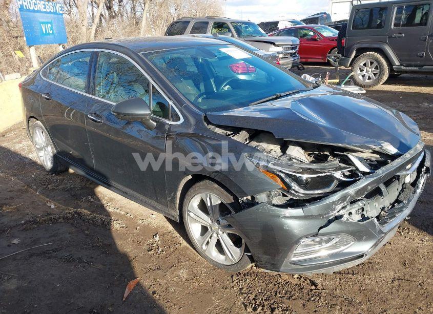 2017 Chevrolet Cruze PREMIER AUTO (VIN 1G1BF5SMXH7144428) main photo