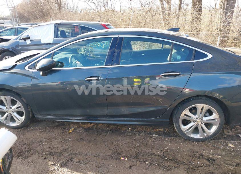 Photo 14 of 2017 Chevrolet Cruze PREMIER AUTO (VIN 1G1BF5SMXH7144428)