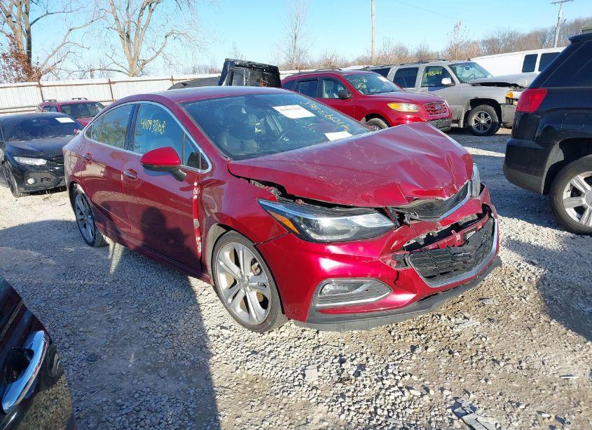 2017 Chevrolet Cruze PREMIER AUTO (VIN 1G1BF5SMXH7153601) main photo