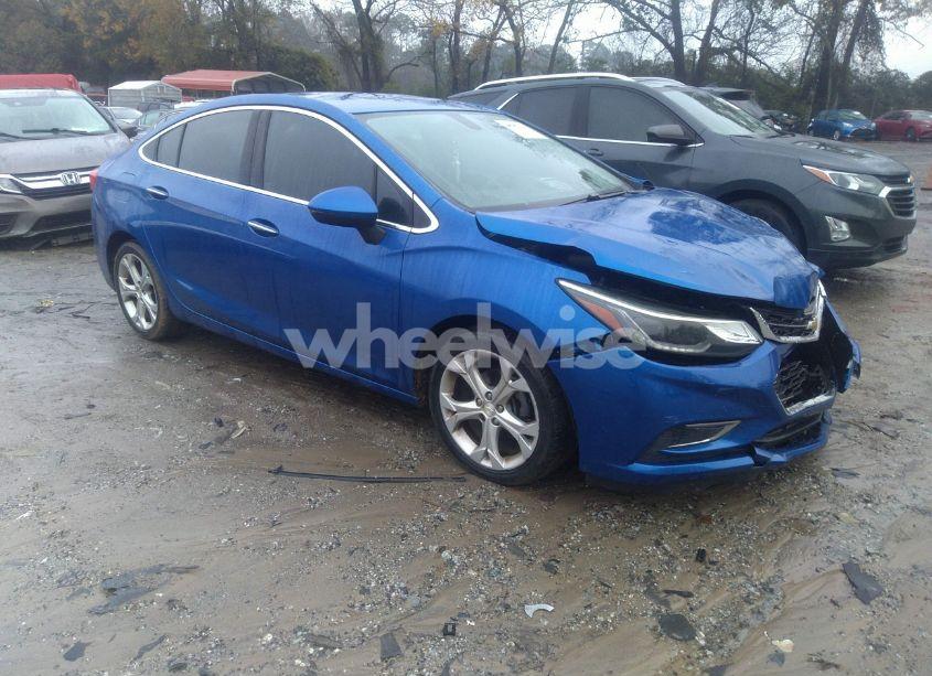 2017 Chevrolet Cruze PREMIER AUTO (VIN 1G1BF5SMXH7168826) main photo