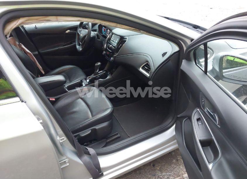 Photo 5 of 2017 Chevrolet Cruze PREMIER AUTO (VIN 1G1BF5SMXH7194696)