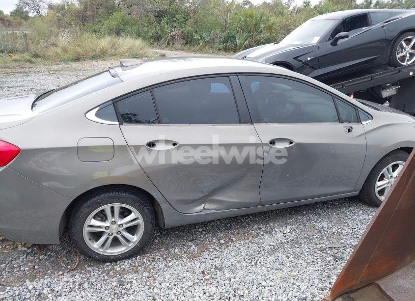 Photo 14 of 2017 Chevrolet Cruze LT MANUAL (VIN 1G1BG5SE9H7263156)