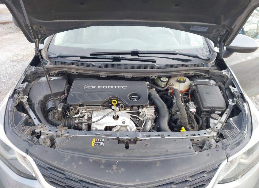 Photo 10 of 2018 Chevrolet Cruze LT MANUAL (VIN 1G1BG5SEXJ7186965)