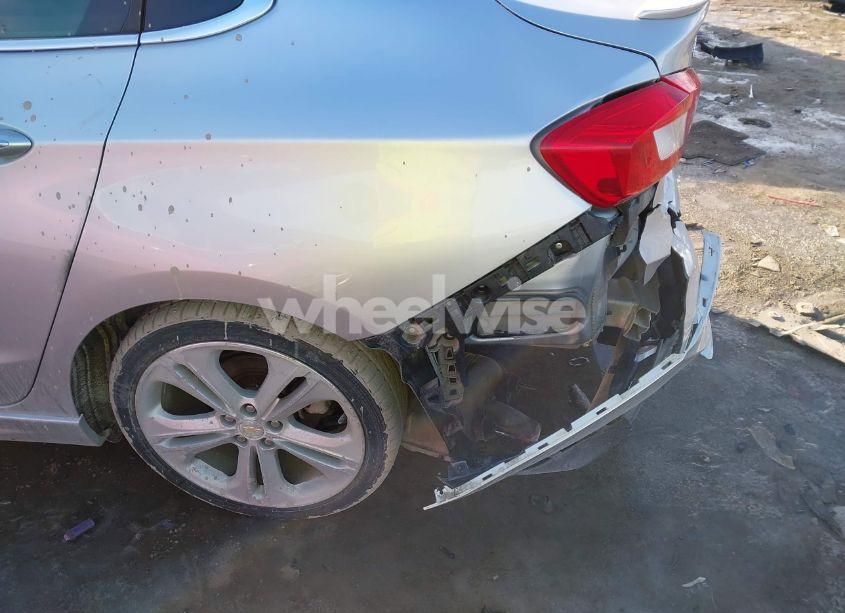 Photo 6 of 2016 Chevrolet Cruze PREMIER AUTO (VIN 1G1BG5SM0G7266646)