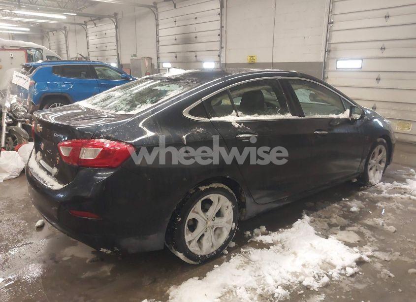Photo 4 of 2016 Chevrolet Cruze PREMIER AUTO (VIN 1G1BG5SM7G7300923)