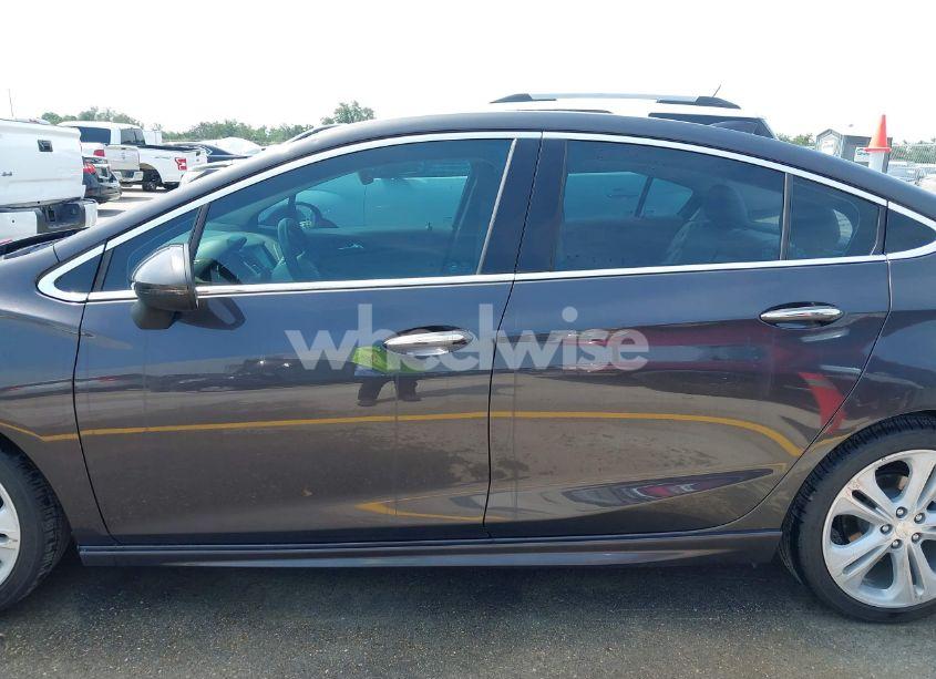 Photo 14 of 2016 Chevrolet Cruze PREMIER AUTO (VIN 1G1BG5SM9G7323054)