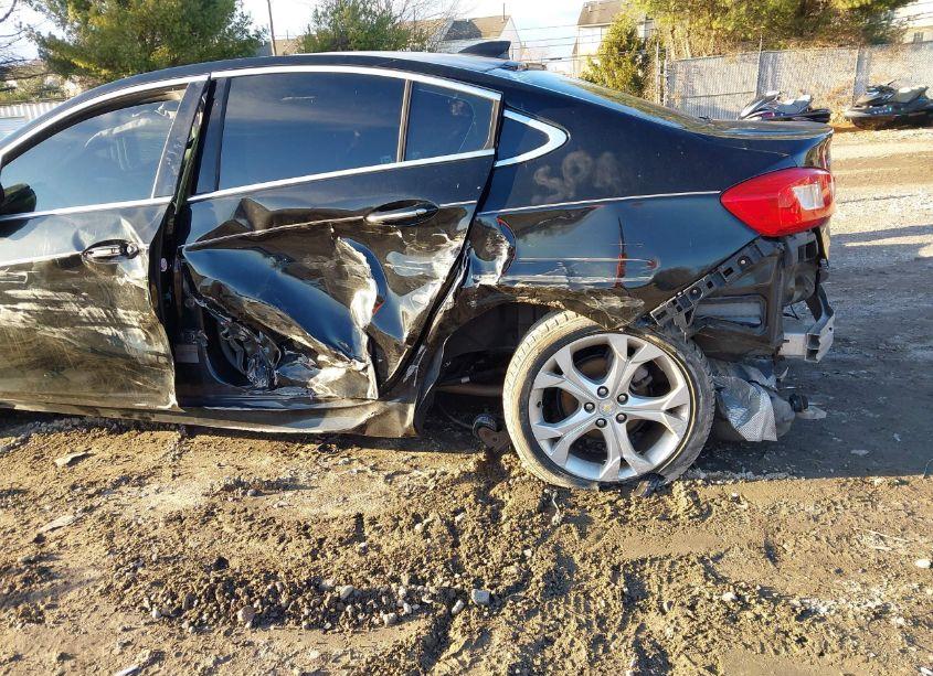 Photo 18 of 2016 Chevrolet Cruze PREMIER AUTO (VIN 1G1BG5SMXG7268162)