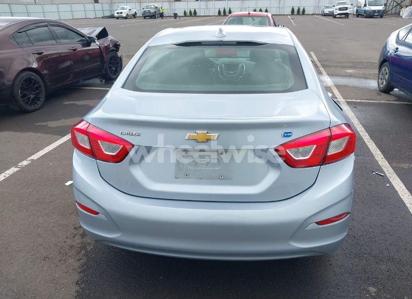Photo 15 of 2018 Chevrolet Cruze LT AUTO (VIN 1G1BH5SE4J7151819)