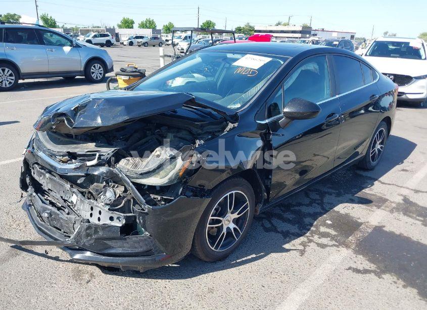 Photo 2 of 2017 Chevrolet Cruze LT AUTO (VIN 1G1BH5SE9H7259413)