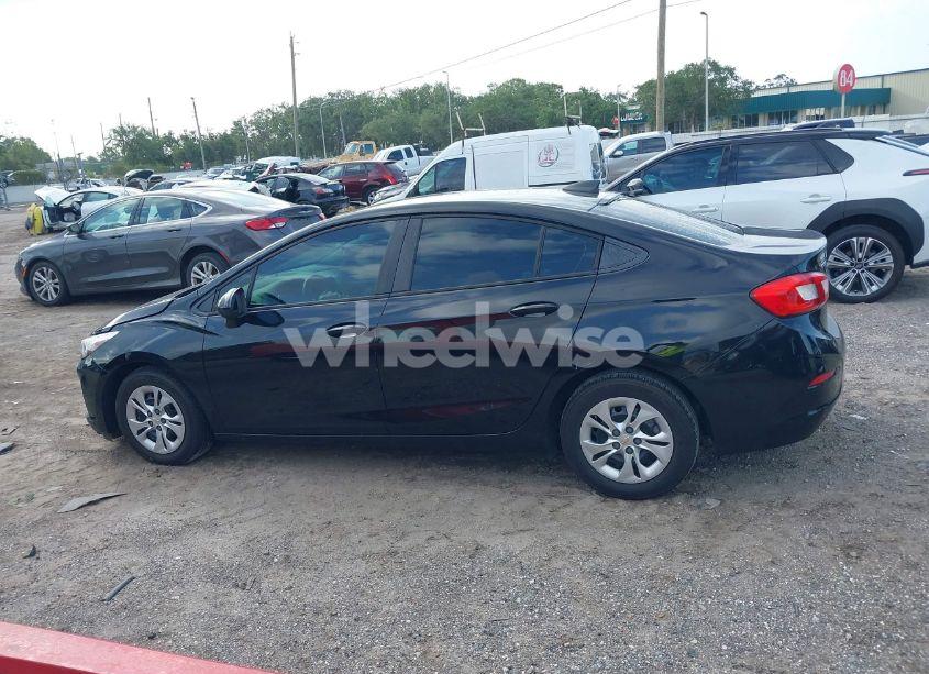 Photo 14 of 2019 Chevrolet Cruze CVT (FLEET ORDERS ONLY) (VIN 1G1BJ5SM5K7105395)