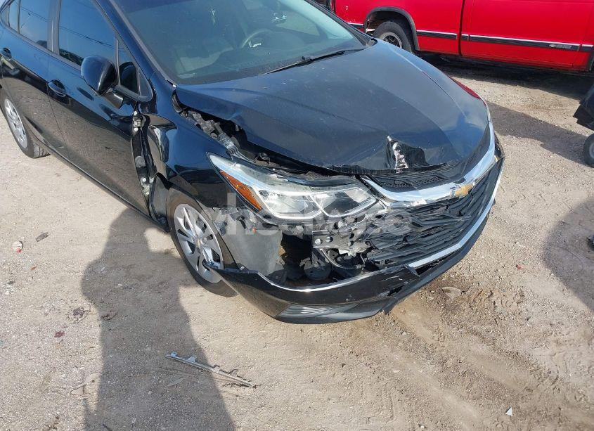 Photo 6 of 2019 Chevrolet Cruze CVT (FLEET ORDERS ONLY) (VIN 1G1BJ5SM5K7105395)