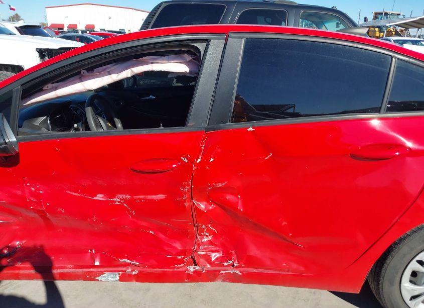 Photo 14 of 2019 Chevrolet Cruze CVT (FLEET ORDERS ONLY) (VIN 1G1BJ5SM9K7106680)