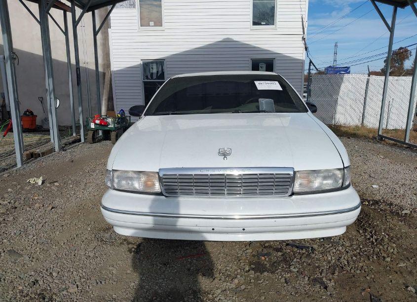 Photo 12 of 1996 Chevrolet Caprice / IMPALA CLASSIC SS (VIN 1G1BL52P0TR135432)