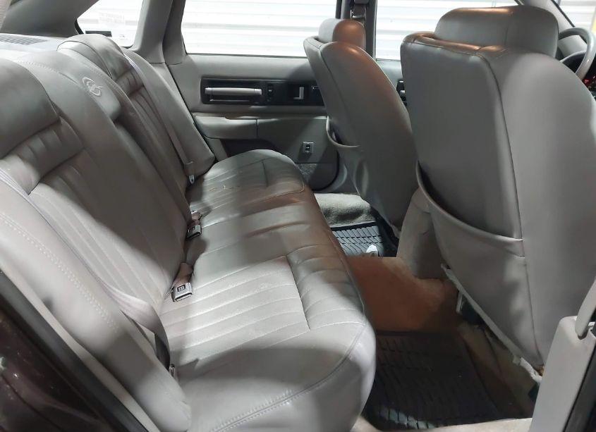 Photo 8 of 1996 Chevrolet Caprice / IMPALA CLASSIC SS (VIN 1G1BL52P2TR165015)