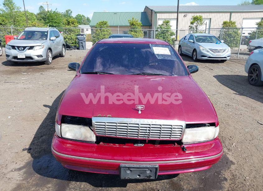 Photo 12 of 1996 Chevrolet Caprice / IMPALA CLASSIC SS (VIN 1G1BL52P2TR170330)