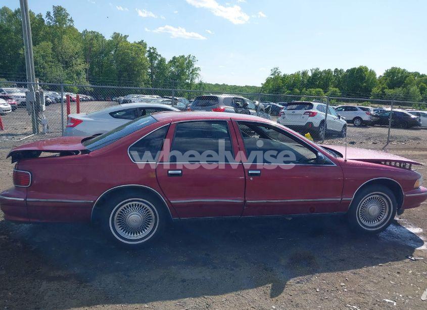 Photo 13 of 1996 Chevrolet Caprice / IMPALA CLASSIC SS (VIN 1G1BL52P2TR170330)