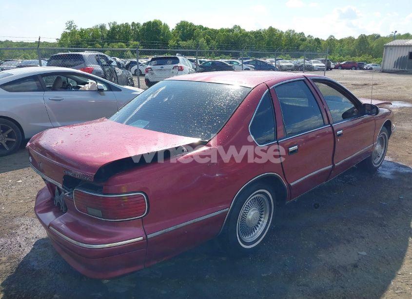 Photo 4 of 1996 Chevrolet Caprice / IMPALA CLASSIC SS (VIN 1G1BL52P2TR170330)