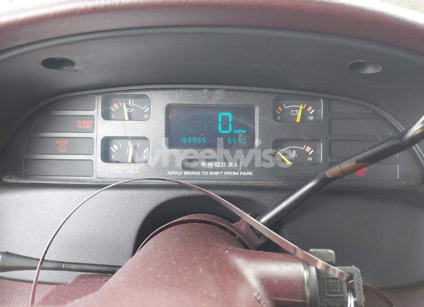 Photo 7 of 1996 Chevrolet Caprice / IMPALA CLASSIC SS (VIN 1G1BL52P2TR170330)