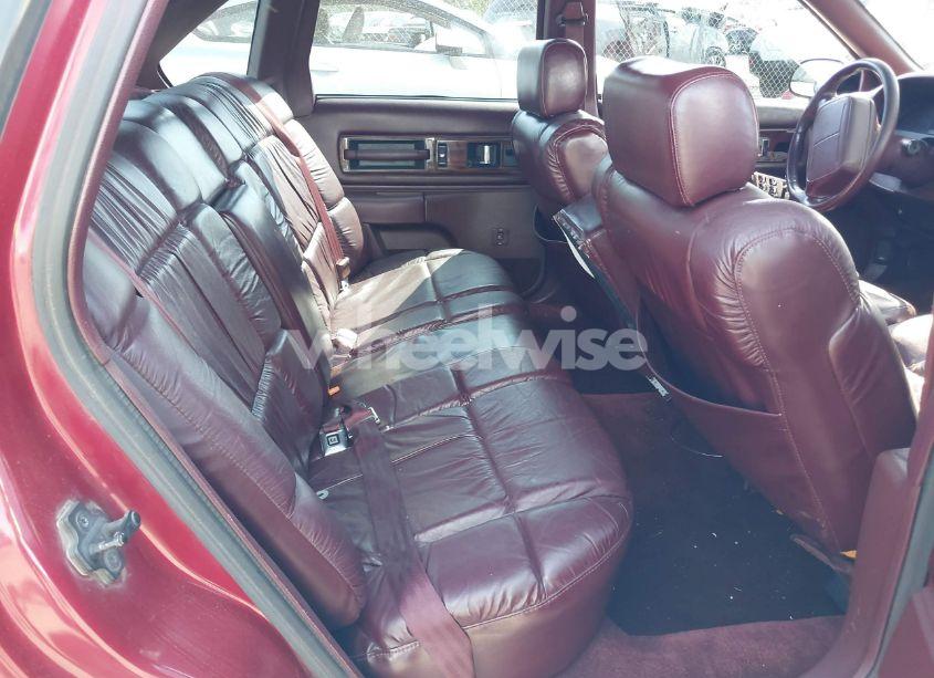Photo 8 of 1996 Chevrolet Caprice / IMPALA CLASSIC SS (VIN 1G1BL52P2TR170330)