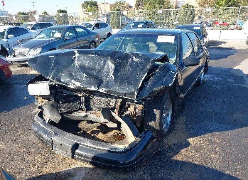 Photo 6 of 1995 Chevrolet Caprice / IMPALA CLASSIC SS (VIN 1G1BL52P3SR159075)