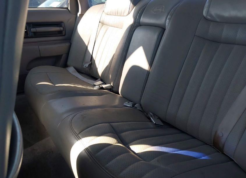 Photo 8 of 1995 Chevrolet Caprice / IMPALA CLASSIC SS (VIN 1G1BL52P3SR159075)