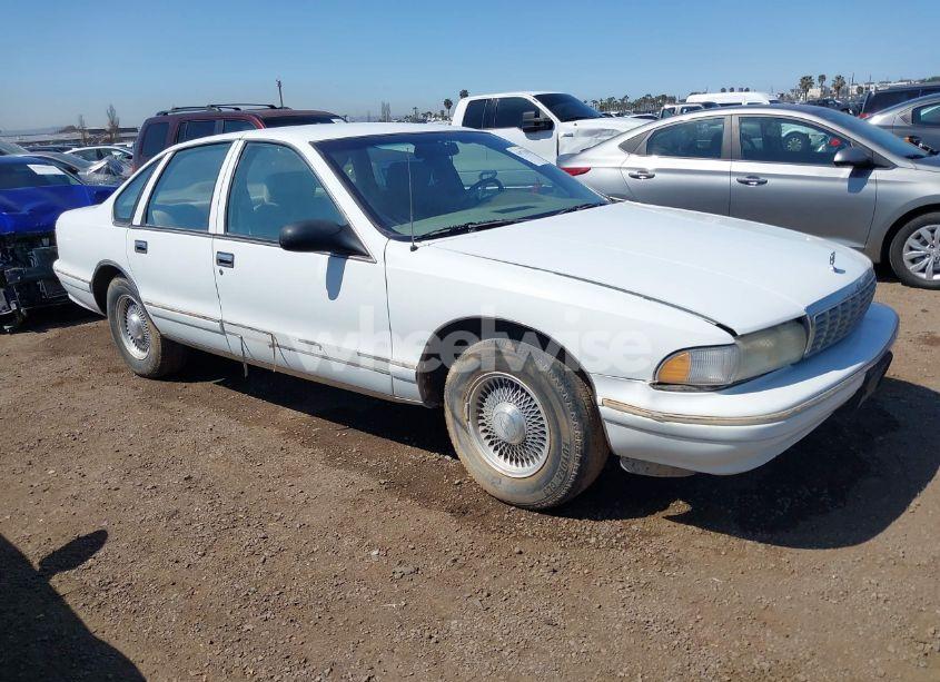 1996 Chevrolet Caprice / IMPALA CLASSIC SS (VIN 1G1BL52P3TR154573) main photo
