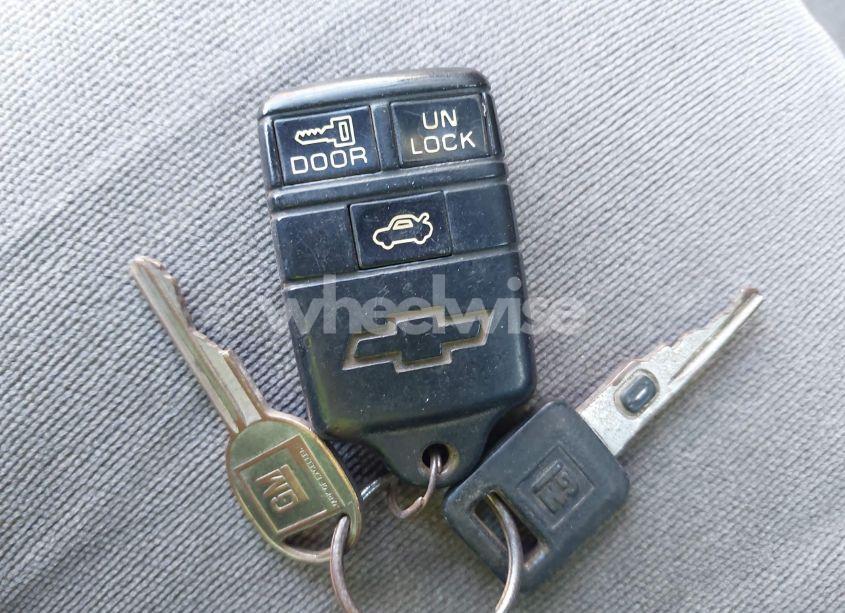 Photo 11 of 1996 Chevrolet Caprice / IMPALA CLASSIC SS (VIN 1G1BL52P3TR154573)