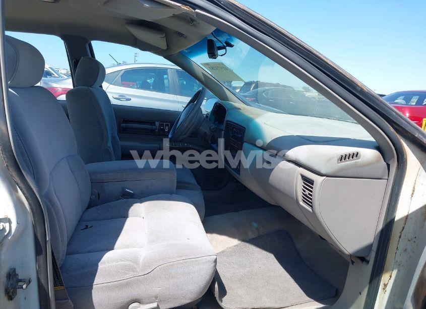 Photo 5 of 1996 Chevrolet Caprice / IMPALA CLASSIC SS (VIN 1G1BL52P3TR154573)