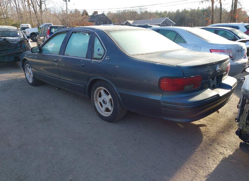 Photo 3 of 1996 Chevrolet Caprice / IMPALA CLASSIC SS (VIN 1G1BL52P4TR116270)