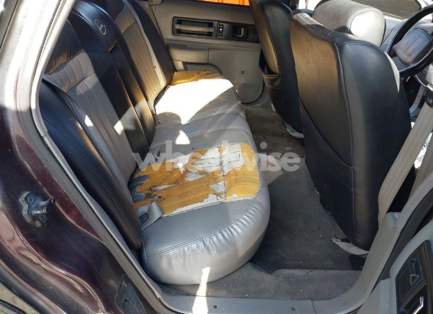 Photo 8 of 1995 Chevrolet Caprice / IMPALA CLASSIC SS (VIN 1G1BL52P8SR164370)