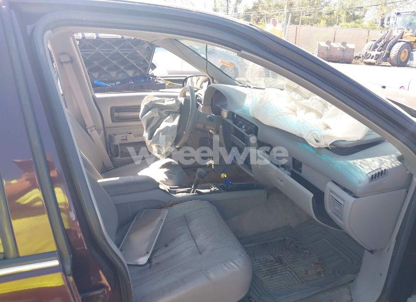 Photo 5 of 1996 Chevrolet Caprice / IMPALA CLASSIC SS (VIN 1G1BL52P8TR109936)