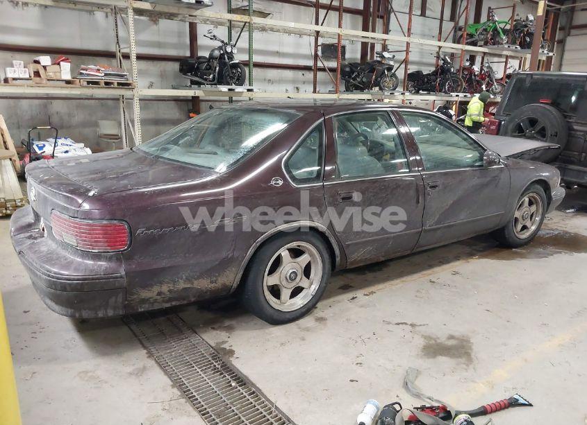 Photo 4 of 1996 Chevrolet Caprice / IMPALA CLASSIC SS (VIN 1G1BL52PXTR177137)