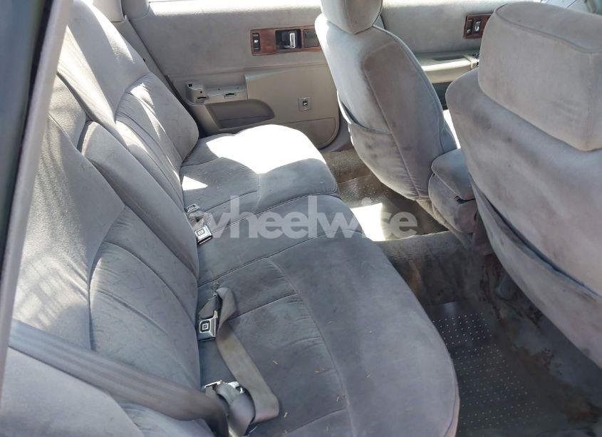 Photo 8 of 1996 Chevrolet Caprice CLASSIC (VIN 1G1BL52W0TR161102)