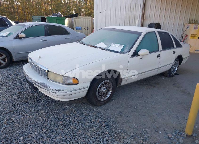 Photo 2 of 1993 Chevrolet Caprice CLASSIC (VIN 1G1BL53E1PR111210)
