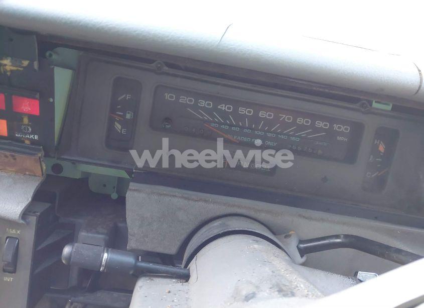 Photo 7 of 1993 Chevrolet Caprice CLASSIC (VIN 1G1BL53E6PR111445)