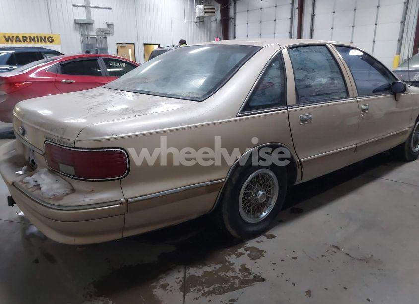 Photo 4 of 1994 Chevrolet Caprice CLASSIC LS (VIN 1G1BN52P8RR171114)