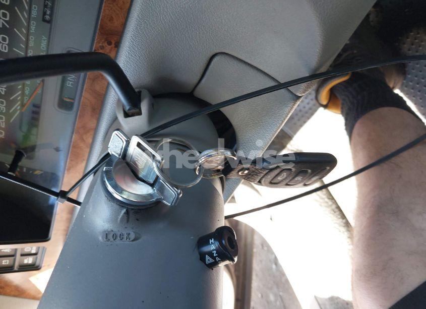 Photo 11 of 1993 Chevrolet Caprice CLASSIC LS (VIN 1G1BN53E9PR106587)