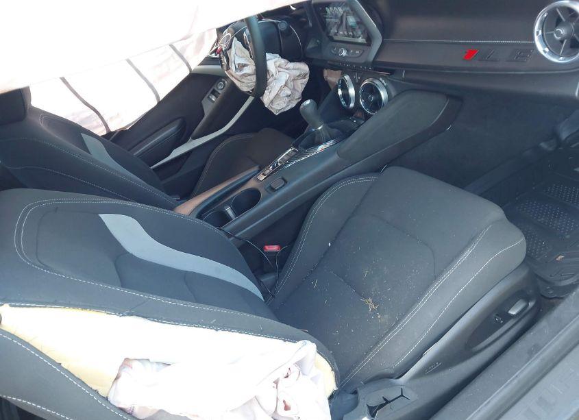 Photo 5 of 2018 Chevrolet Camaro 1LS (VIN 1G1FA1RS0J0122384)