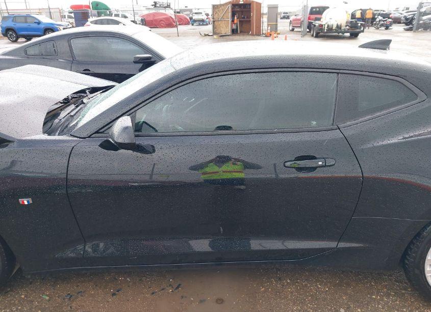 Photo 14 of 2016 Chevrolet Camaro 1LT (VIN 1G1FA1RS1G0129515)