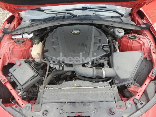 Photo 5 of 2018 CHEVROLET CAMARO LS (VIN 1G1FA1RS4J0141018)