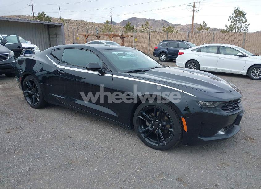 2020 Chevrolet Camaro RWD 1LT (VIN 1G1FA1RS5L0122366) main photo