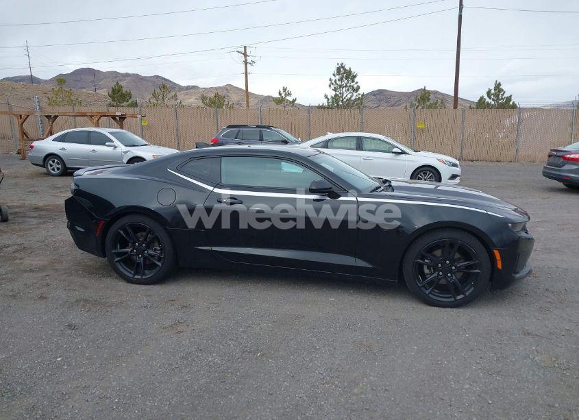 Photo 13 of 2020 Chevrolet Camaro RWD 1LT (VIN 1G1FA1RS5L0122366)
