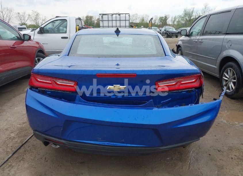 Photo 17 of 2018 Chevrolet Camaro 1LS (VIN 1G1FA1RS6J0157186)