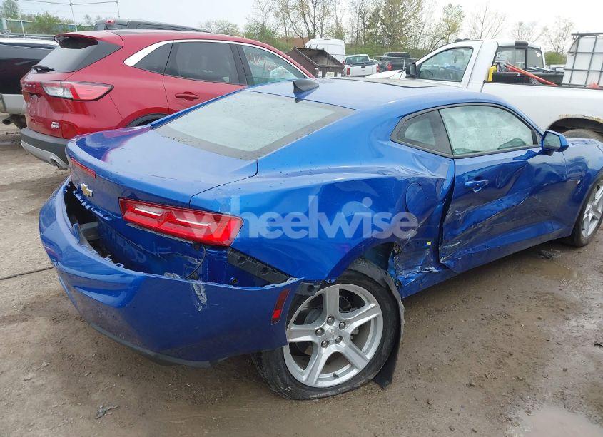 Photo 6 of 2018 Chevrolet Camaro 1LS (VIN 1G1FA1RS6J0157186)