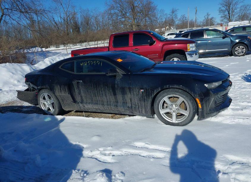 Photo 13 of 2017 Chevrolet Camaro 1LT (VIN 1G1FA1RX0H0149607)
