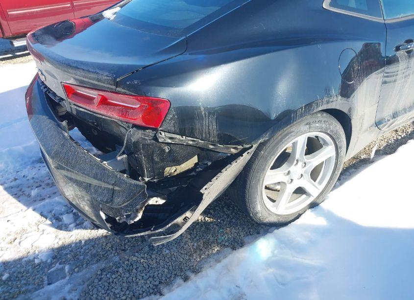 Photo 17 of 2017 Chevrolet Camaro 1LT (VIN 1G1FA1RX0H0149607)